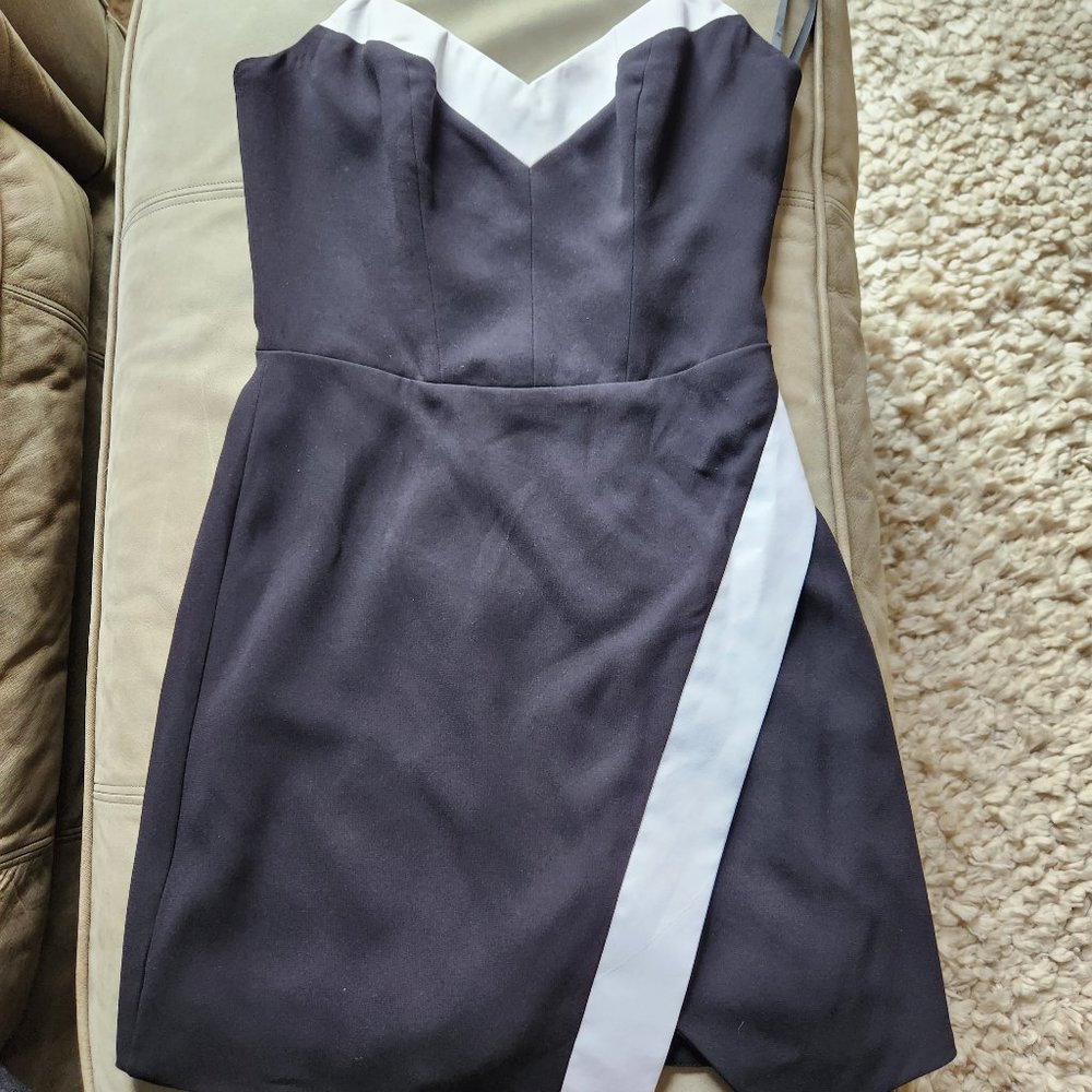 BEBE DRESS